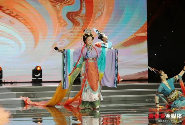 “网聚职工正能量 争做中国好网民”歌曲专场展