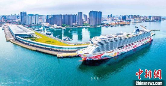 可停靠22.7万吨级山东港口青岛港邮轮码头。(资料图)山东港口集团 供图